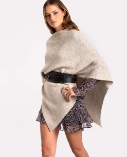 CAPA VILLAGE · BEIGE