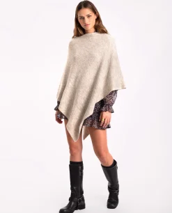 CAPA VILLAGE · BEIGE