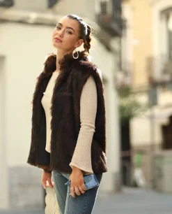 CHALECO MAKE A WAY · NEGRO Y MARRÓN