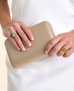 CLUTCH CHARMING · DORADO