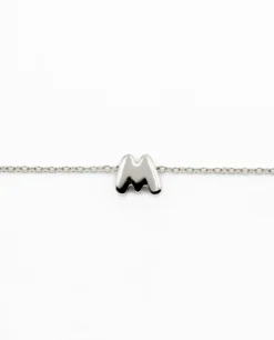 COLLAR LETRA EVERYDAY · PLATA
