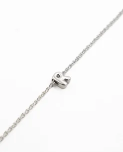 COLLAR LETRA EVERYDAY · PLATA