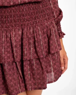 FALDA TOGETHER AS ONE · BURDEOS