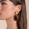PENDIENTES DAISY DROP BROWN · BAÑO ORO