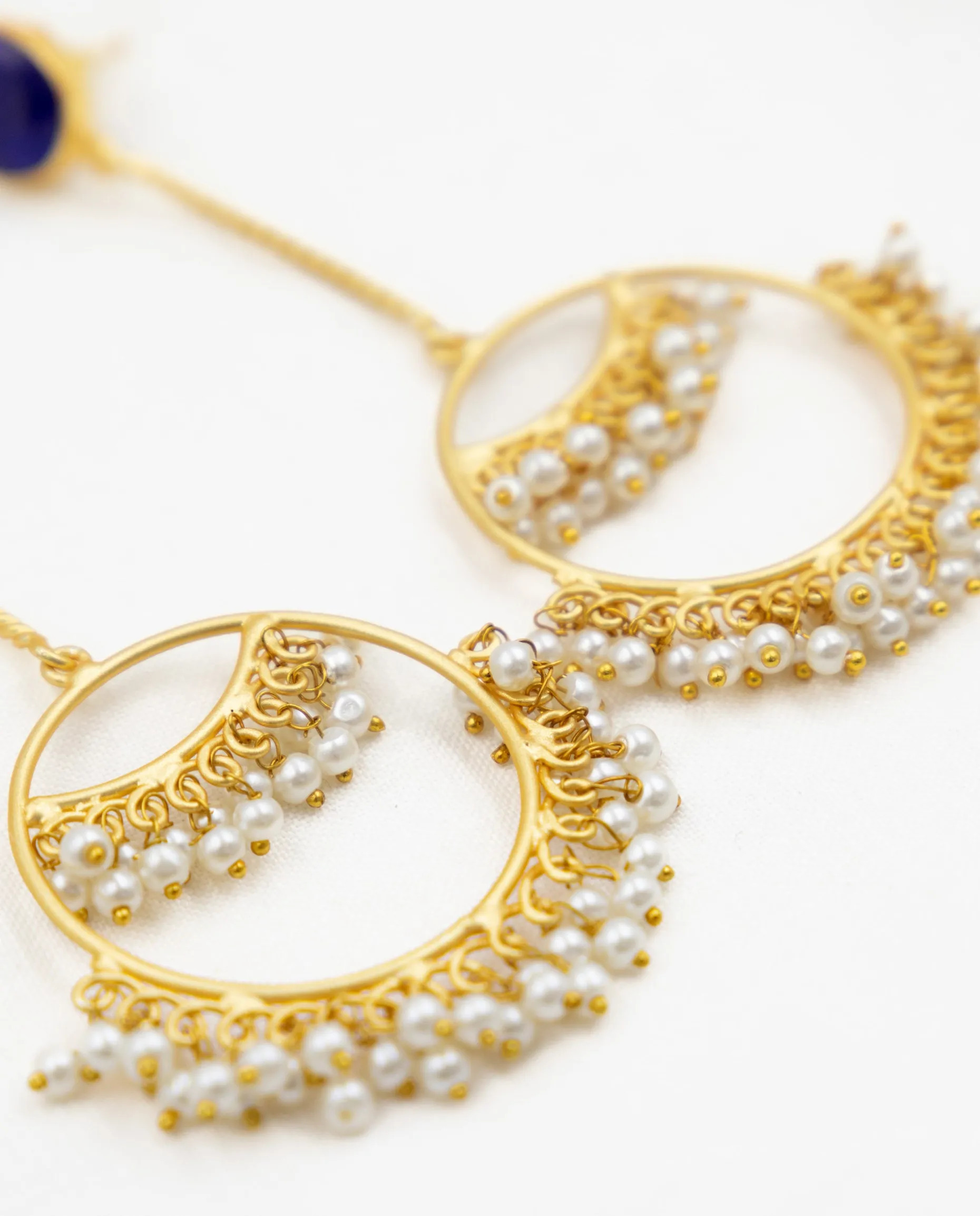 PENDIENTES GOLDSTONE · DORADO Y AZUL