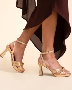 SANDALIA #10 · CHAMPAGNE