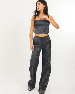 TOP NIGHT CONFESSIONS · PLOMO