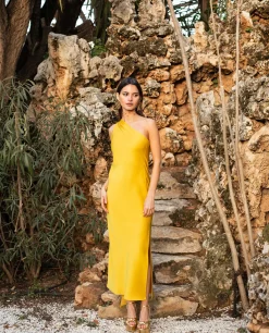 VESTIDO MRS. ABRIL · AMARILLO